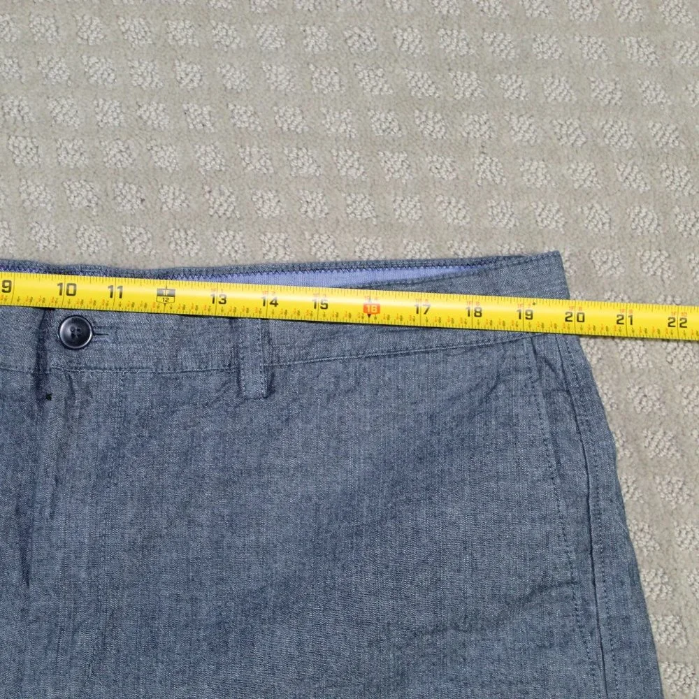 Banana Republic Blue Chambray Flat Front Shorts 38x9